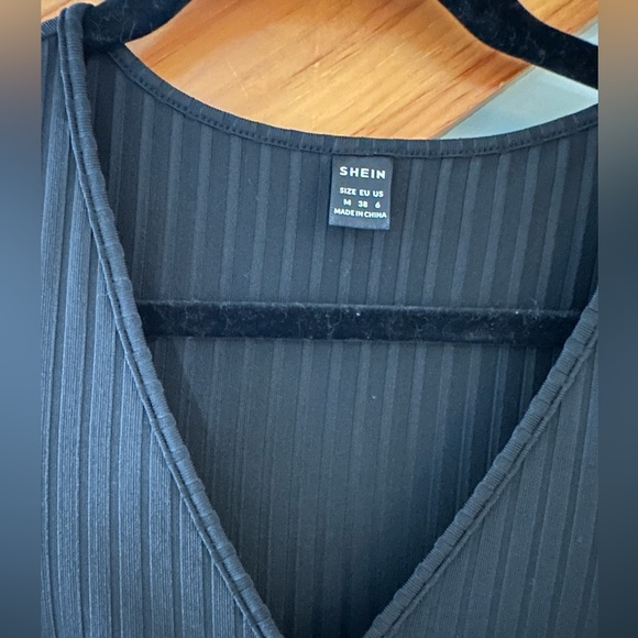 NWOT • SHEIN Maternity Wrap Dress - Picture 4 of 5